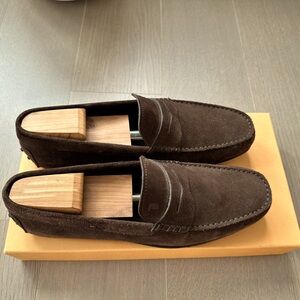 Tod’s brown suede Mocassino City Gommino lightly used